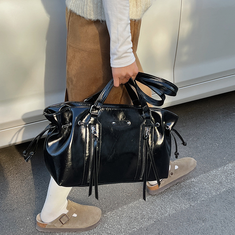 Modische Damenhandtaschen mit  – Women Hand Bags For Office Bewertung und Preis