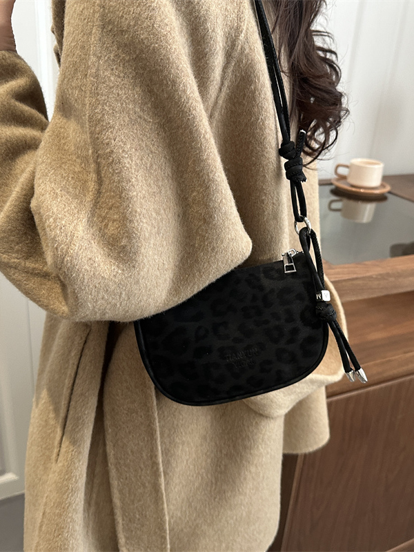 Trendige, matte Umhängetasche, – Women'S Young Bags Bewertung und Preis